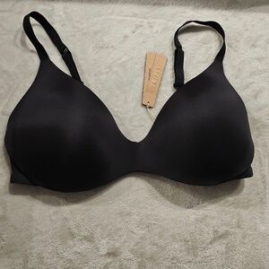 SKIMS Wireless Black Bra